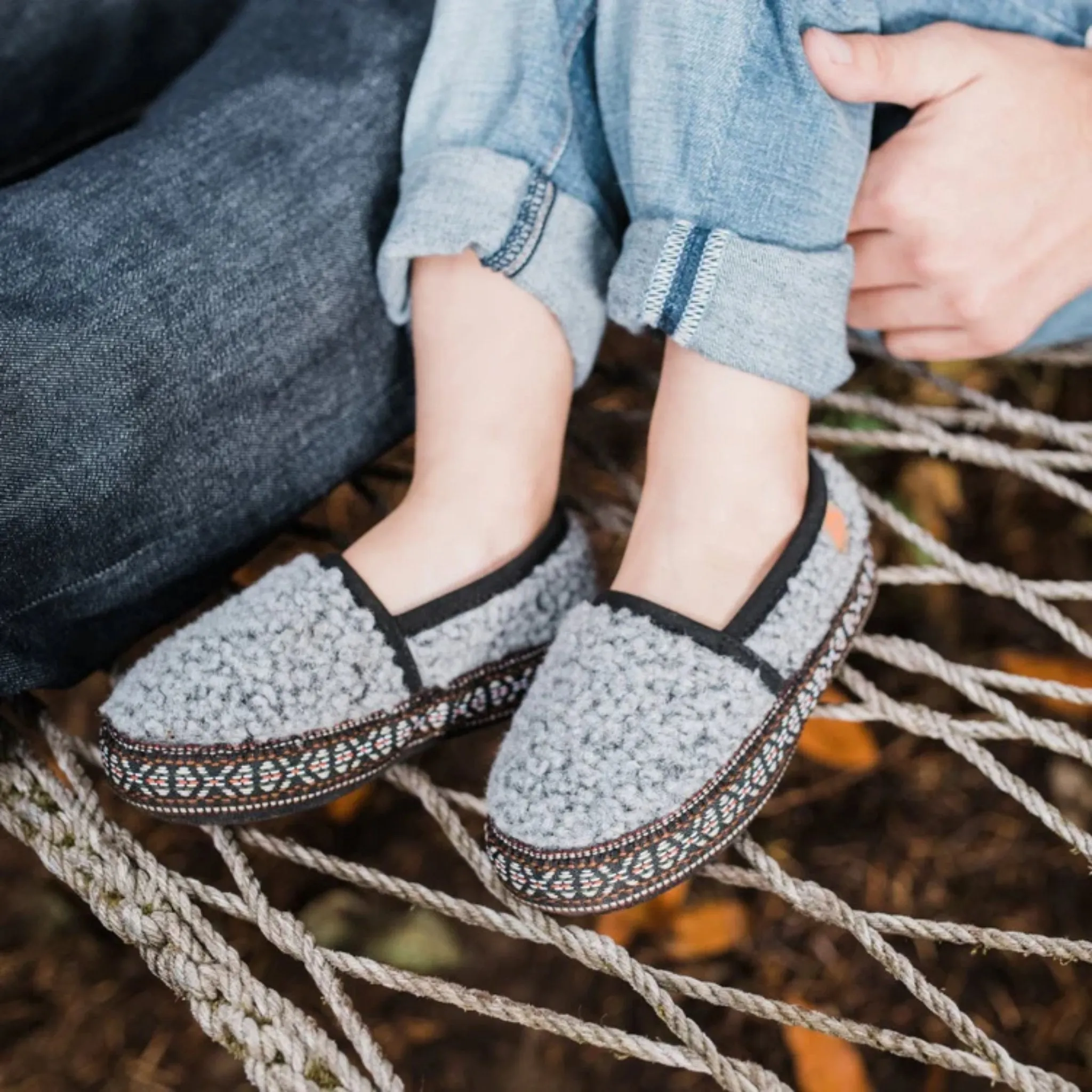 Acorn Kids' L'il Woven Trim Moc Slippers - Stormy Grey