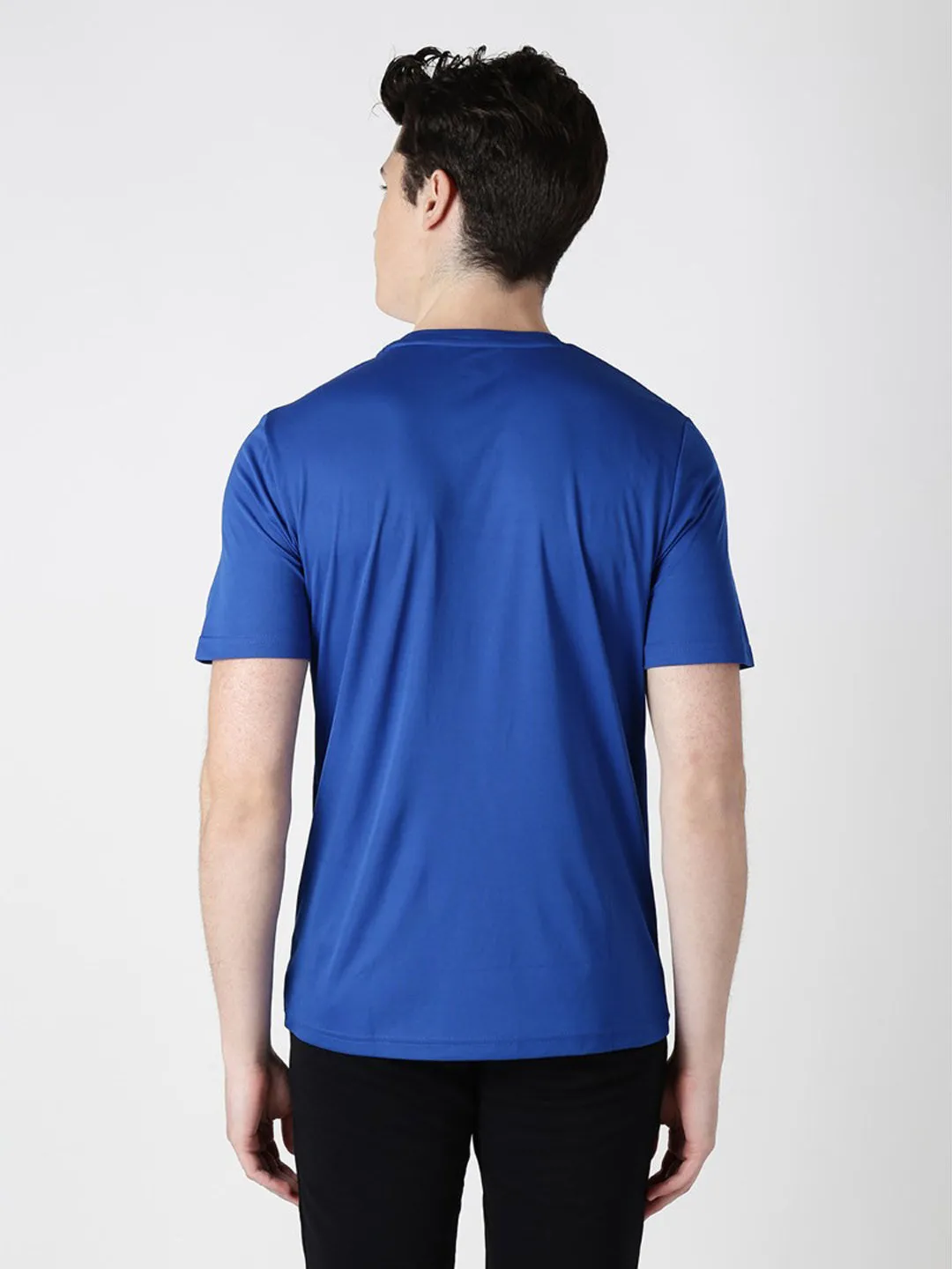 Alcis Men Blue Solid Round Neck T-shirt