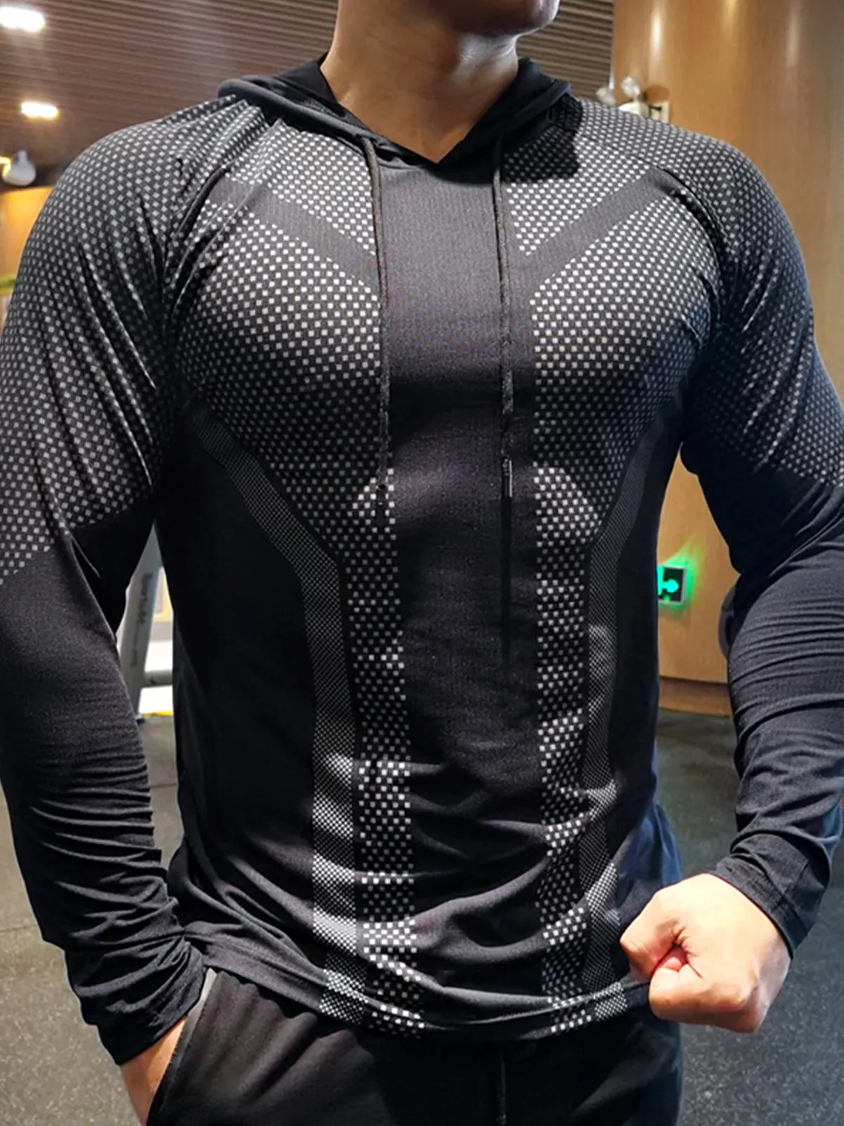 Core Hooded Performance Shirt 2.0