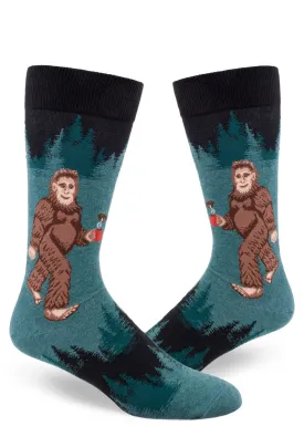 Sasquatch Loves Coffee Men's Socks