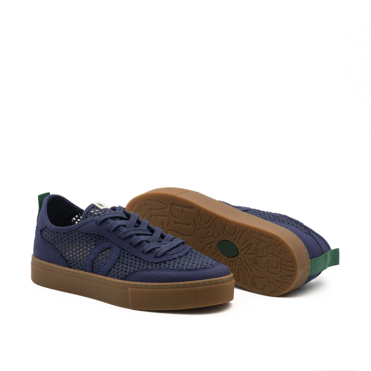 Vegan sneaker mesh marine BRI003