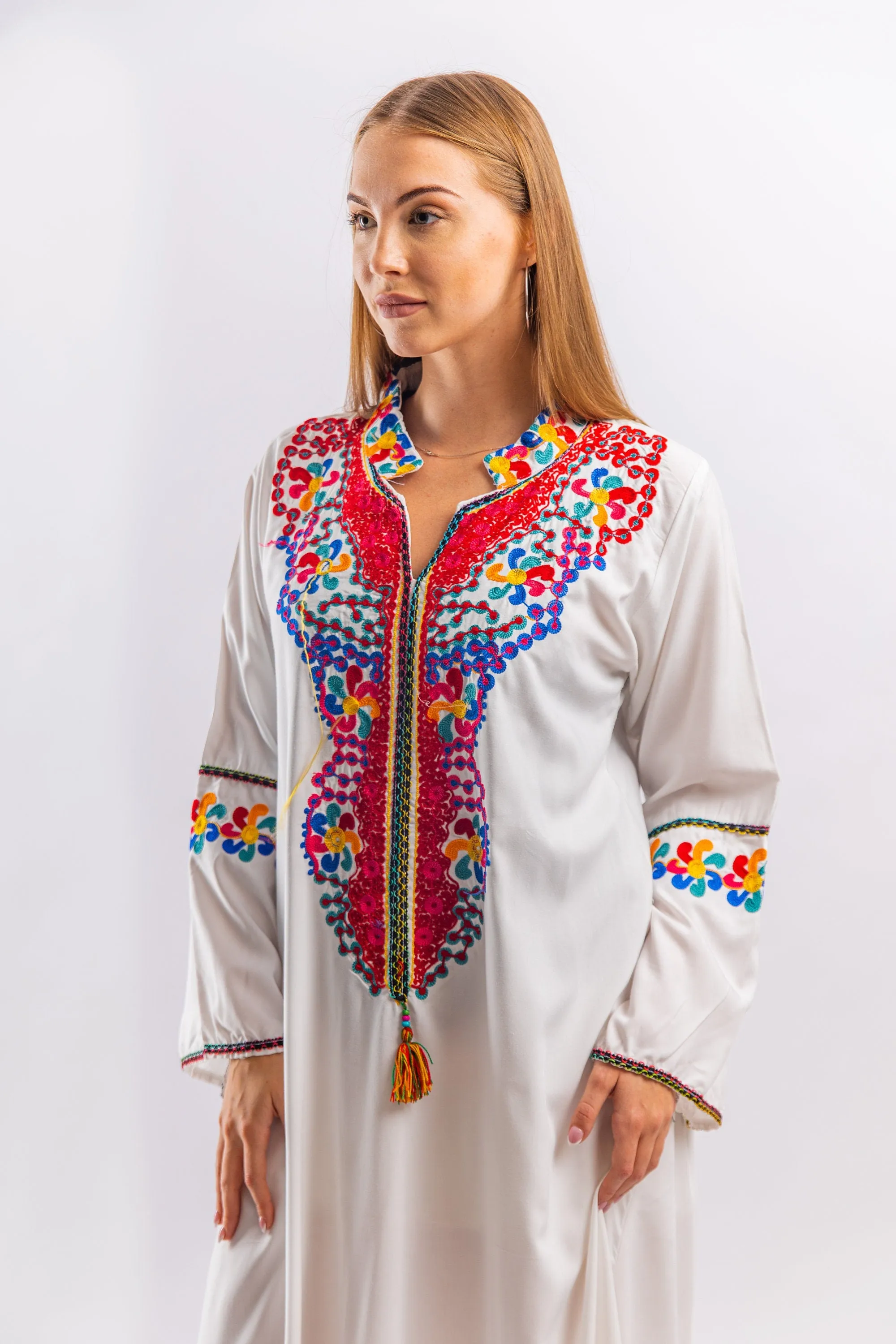 White bohemian embroidered cotton caftan, embroidered Caftan, caftans for women, embroidered Caftan dress, Caftan maxi, Caftans for women